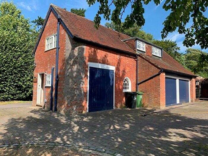2 Bedroom Flat To Rent In East Hoathly, BN8