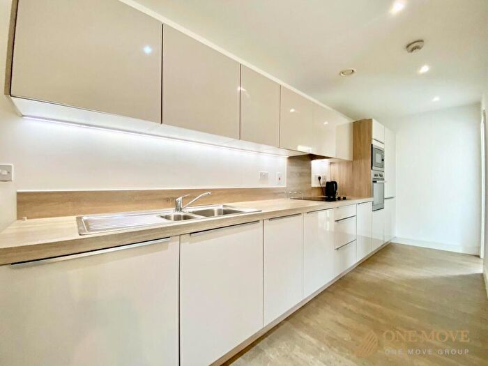 2 Bedroom Apartment To Rent In Pell Street, Norlem Court Pell Street, SE8