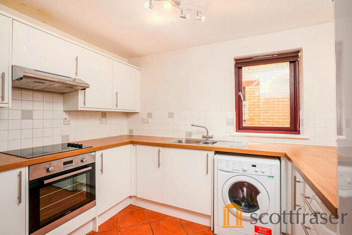 1 Bedroom Flat To Rent In The Heyes, Gloucester Green, OX1