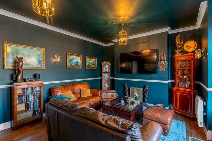 2 Bedroom Town House To Rent In Bernard Street, Southampton, SO14