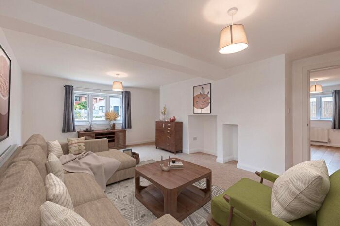 4 Bedroom Detached House For Sale In Contemporary Four Bedroom Home In Hethersett, NR9