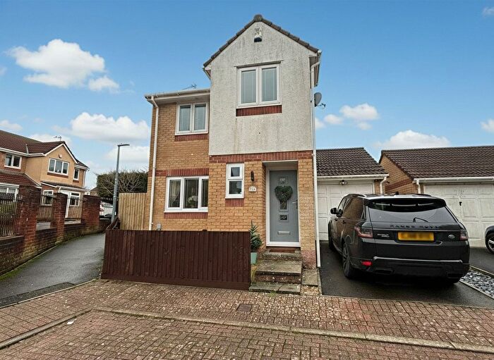 3 Bedroom Detached House For Sale In Thistle Close, Barry, CF62