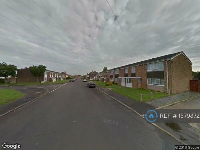 3 Bedroom End Of Terrace House To Rent In Prideaux-Brune Avenue, Gosport, PO13