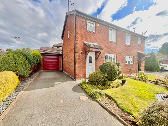 2 Bedroom Semi-Detached House For Sale In Holly Court, Helsby, WA6