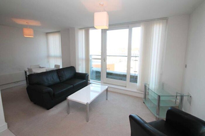 1 Bedroom Apartment To Rent In Penthouse Apartment With Large Terrace, HP1