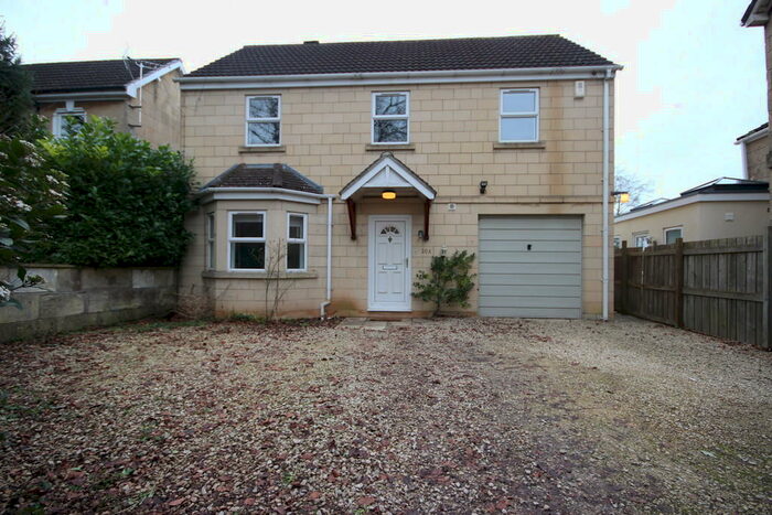 4 Bedroom Detached House To Rent In Bellotts Road, BA2