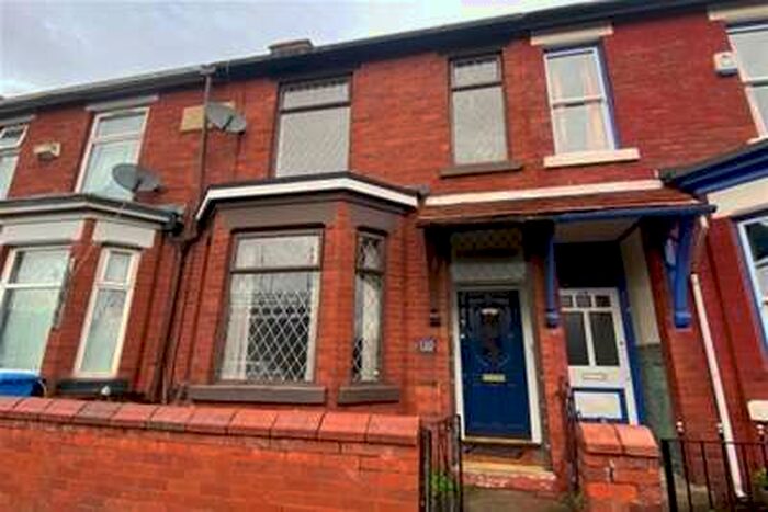 3 Bedroom House To Rent In 120 Edge Lane, Droylsden, M43