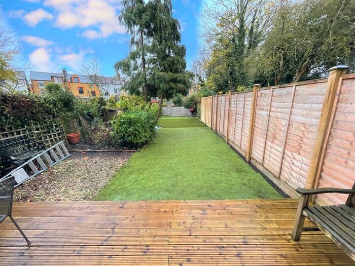 1 Bedroom Flat To Rent In Manville Road, London, SW17