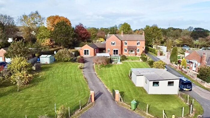 4 Bedroom Detached House For Sale In Tithe Farm Lane, Birdwood, Gloucester, GL19