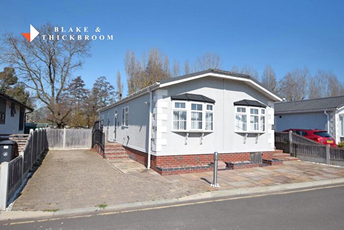 3 Bedroom Park Home For Sale In Oakleigh Park, Clacton Road, Weeley, CO16