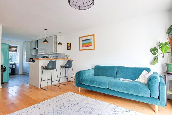 4 Bedroom Semi-Detached House For Sale In Buckland Gardens, Lymington, SO41