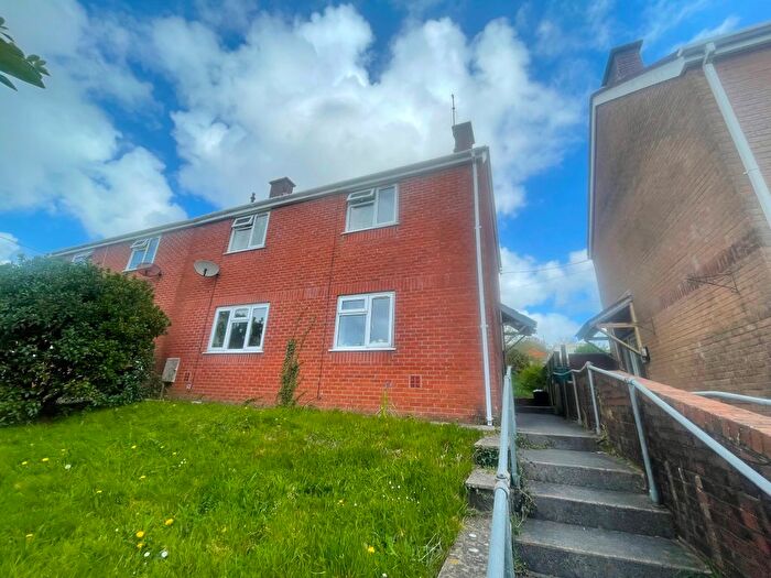 3 Bedroom Semi-Detached House To Rent In Maes Yr Haf, Pwll, Llanelli, SA15