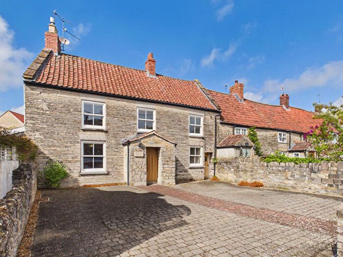 3 Bedroom Cottage For Sale In Sutton Road, Somerton, TA11