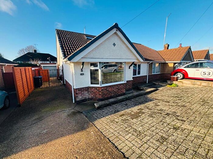 2 Bedroom Semi-Detached Bungalow For Sale In Coppice Drive, Parklands, Northampton, NN3