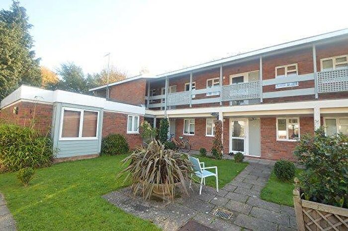 1 Bedroom Maisonette To Rent In Bedroom Ground Floor Maisonette In Guildford, GU1