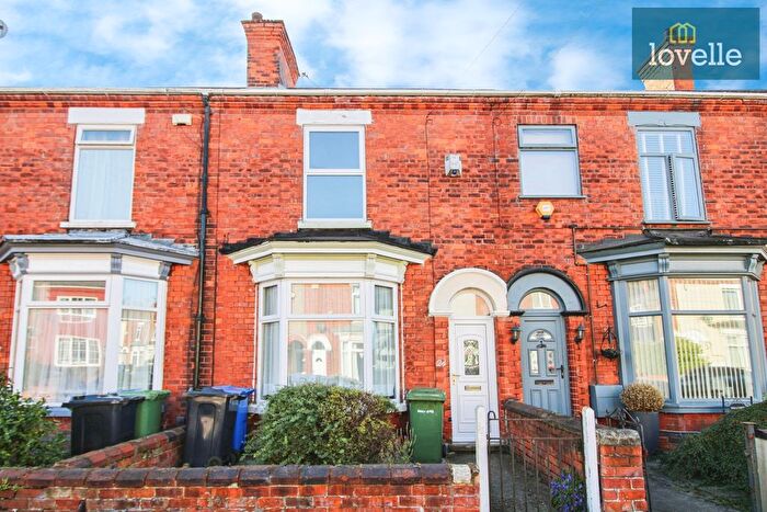 3 Bedroom Terraced House For Sale In Torrington Street, Grimsby, DN32