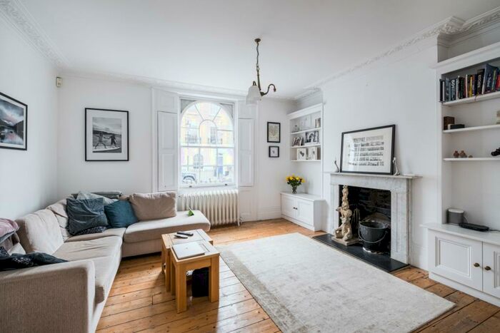 4 Bedroom House To Rent In Gerrard Road London, N1