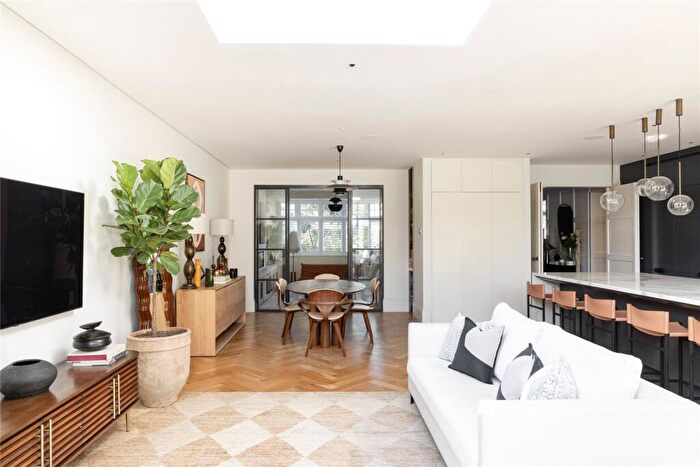 4 Bedroom Semi Detached House To Rent In Lowther Road, London, SW13