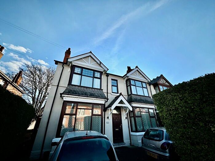 2 Bedroom Apartment To Rent In Lyttelton Road, Stechford, Birmingham, B33