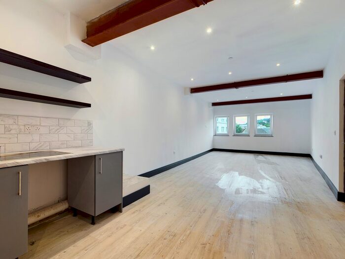 2 Bedroom Flat To Rent In Kings Buildings, City Centre, Swansea, SA1