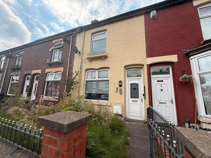 5 Bedroom Terraced House To Rent In Ainsworth Lane, Bolton, BL2