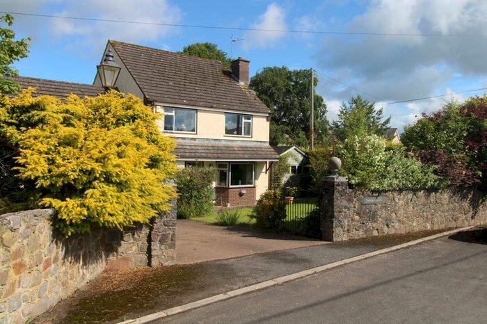 5 Bedroom Detached House To Rent In Clayhanger, Tiverton, EX16