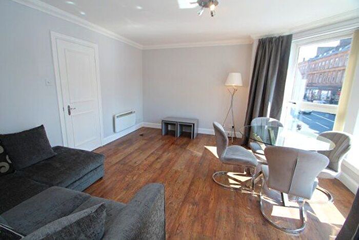 1 Bedroom Flat To Rent In Great Western Road, Glasgow, G4