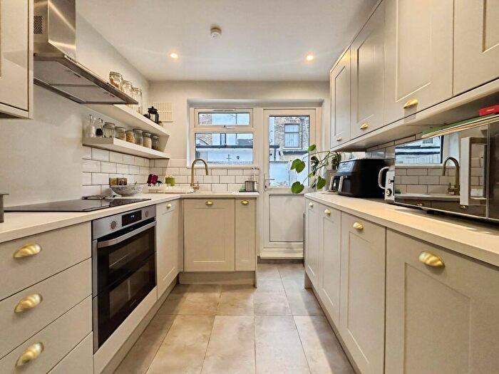 2 Bedroom Terraced House For Sale In Garfield Road, London, E13