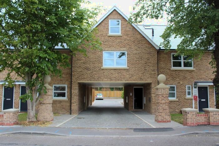 1 Bedroom Flat To Rent In Orchard Road, Royston, SG8