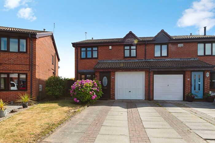 3 Bedroom Semi Detached House For Sale In Ashwood Close, Hartlepool, TS27