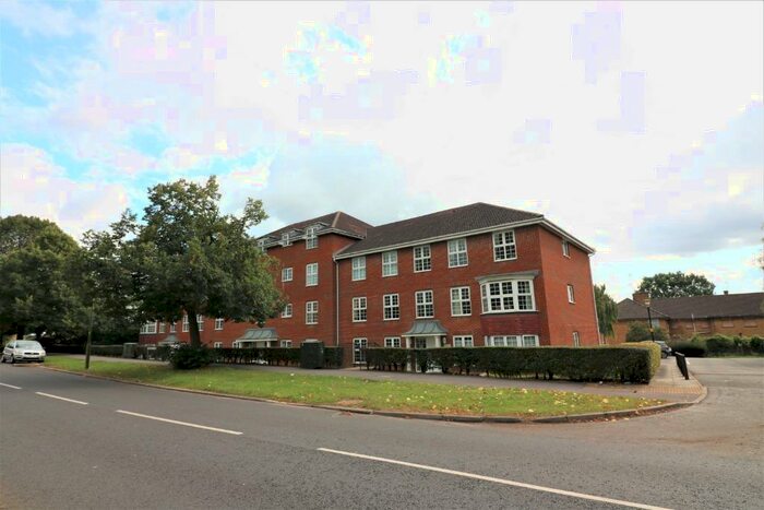 2 Bedroom Flat To Rent In Cole Green Lane, Welwyn Garden City, AL7