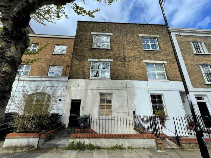 2 Bedroom Flat To Rent In Richmond Avenue, London, N1