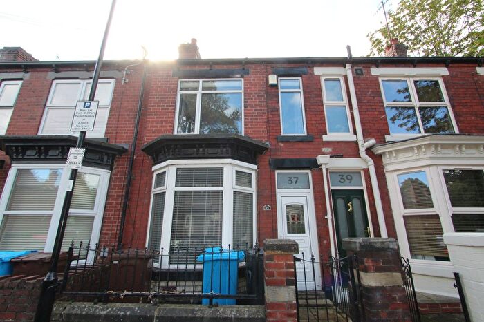 3 Bedroom Terraced House To Rent In Hawksley Road, Sheffield, S6