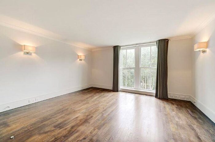 2 Bedroom Apartment To Rent In Harewood Avenue, Marylebone, London, NW1