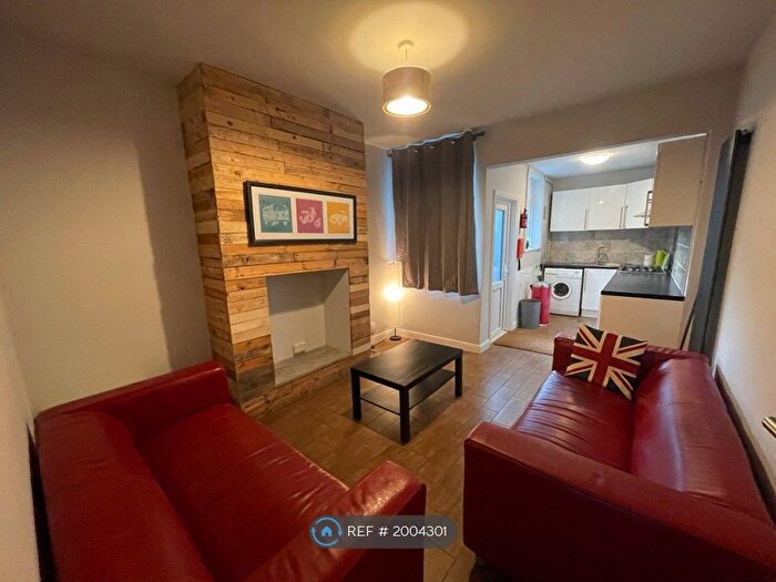 3 Bedroom Terraced House To Rent In Stables Street, Derby, DE22