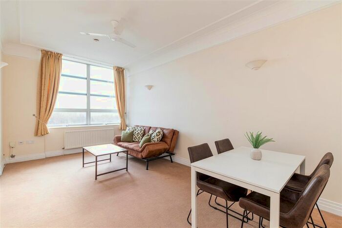 2 Bedroom Flat To Rent In The Wills Oval, High Heaton, Newcastle Upon Tyne, NE7