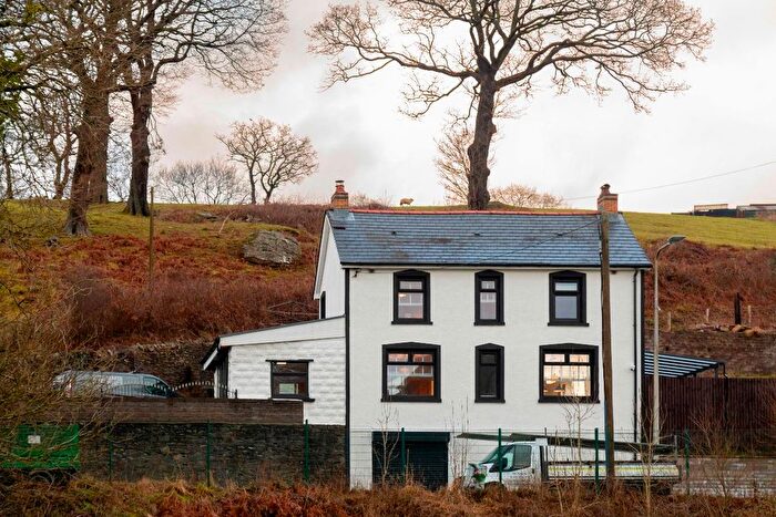 3 Bedroom Detached House For Sale In Brynyderw, Oakland Street, Bedlinog, Treharris, CF46