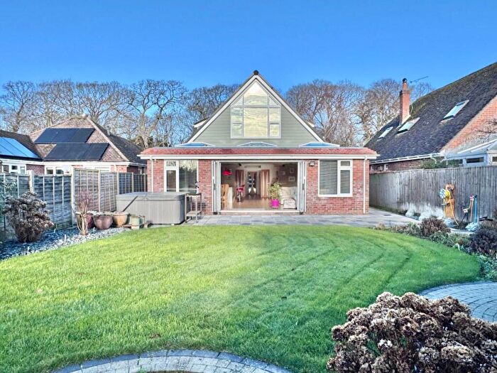 5 Bedroom Detached House For Sale In Wainsford Road, Everton, Lymington, SO41