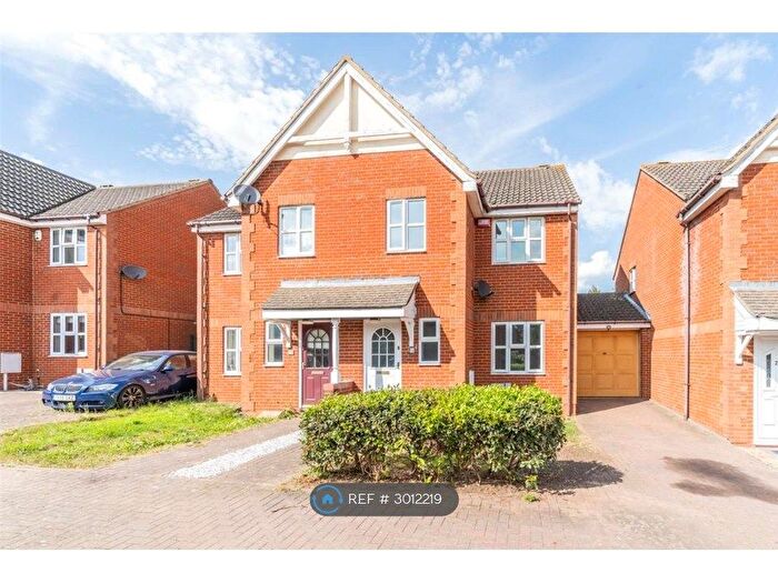 3 Bedroom Semi-Detached House To Rent In Gunver Lane, Milton Keynes, MK4
