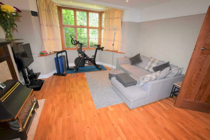 1 Bedroom Maisonette To Rent In Great North Road, Barnet, EN5