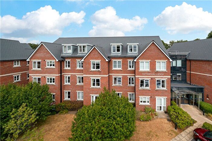 1 Bedroom Flat For Sale In York Road, Wetherby, West Yorkshire, LS22