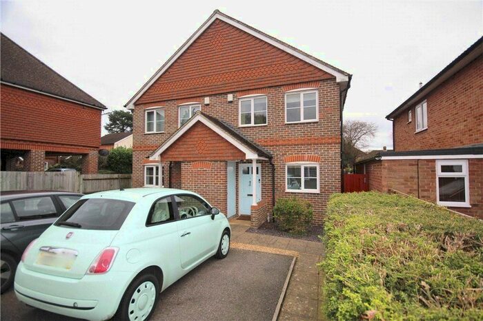 3 Bedroom Semi-Detached House To Rent In Bond Street, Englefield Green, Egham, Surrey, TW20