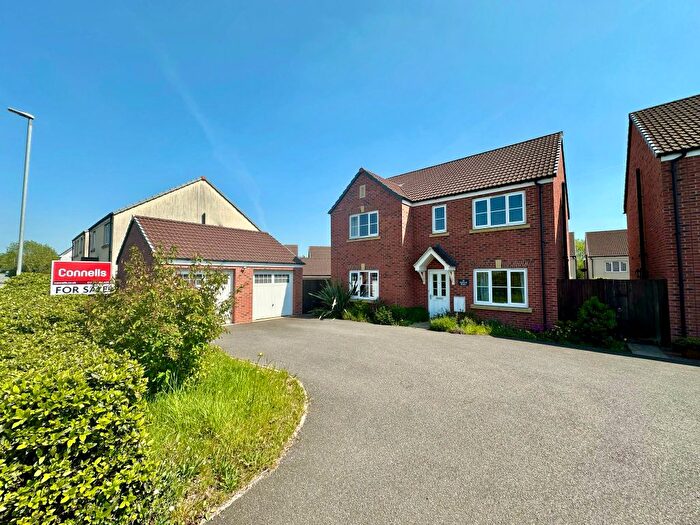 5 Bedroom Detached House For Sale In Halletts Road, Monkton Heathfield, Taunton, TA2