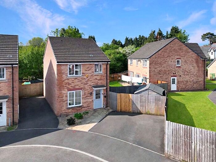 3 Bedroom Detached House For Sale In Caerphilly, CF83