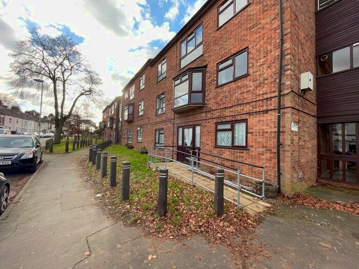 2 Bedroom Flat To Rent In Quebec Road, Norwich NR1