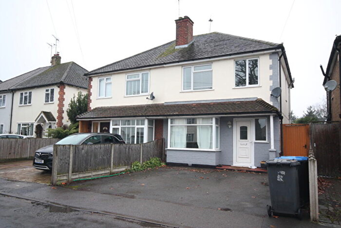 3 Bedroom Semi Detached House To Rent In Prairie Road, Addlestone, KT15
