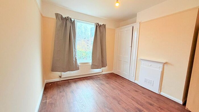 3 Bedroom Terraced House To Rent In Whitefriars Avenue, Harrow Weald, HA3