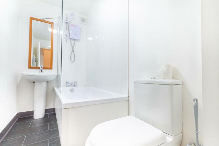 6 Bedroom House To Rent In Cheltenham Terrace, Heaton, NE6