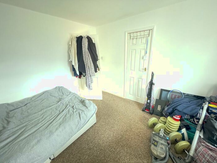 1 Bedroom Flat For Sale In Christchurch Court, Southchurch Road, Southend-on-Sea, SS1