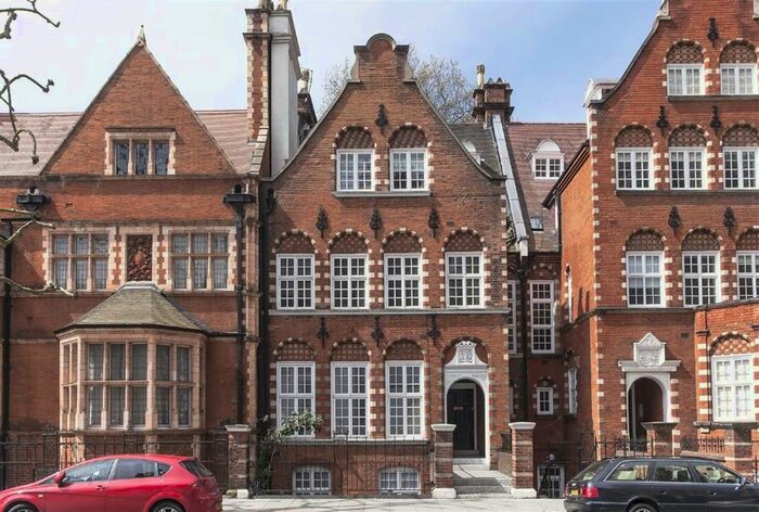 1 Bedroom Flat To Rent In Collingham Gardens, London, SW5